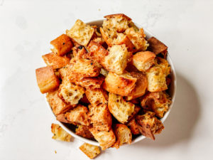 Recipe for Homemade Croutons – The Best Hack for Leftover Bread